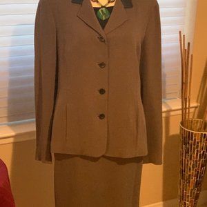 Alex Garfield Olive Colored Suit